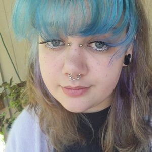 Meet your Posher, Hailey